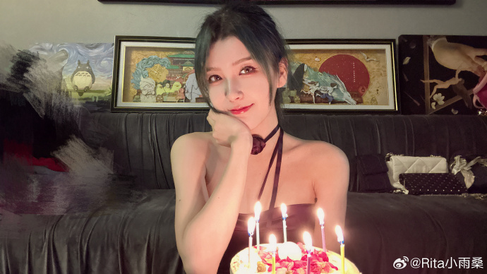 Rita生日晒照：p了两天，得夸吧兄弟们