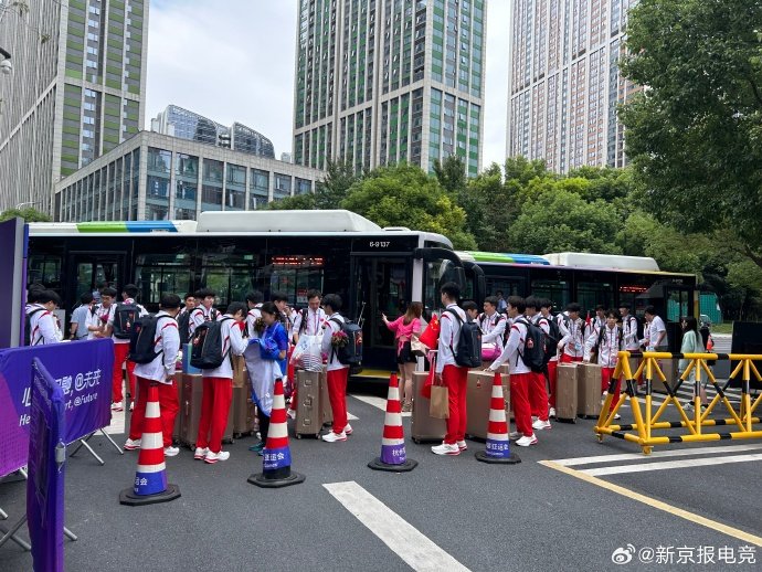 电竞项目选手离开亚运村