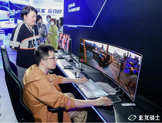 三星新一代玄龙骑士电竞显示器OLED G9震撼发布，急速驰骋电竞战场