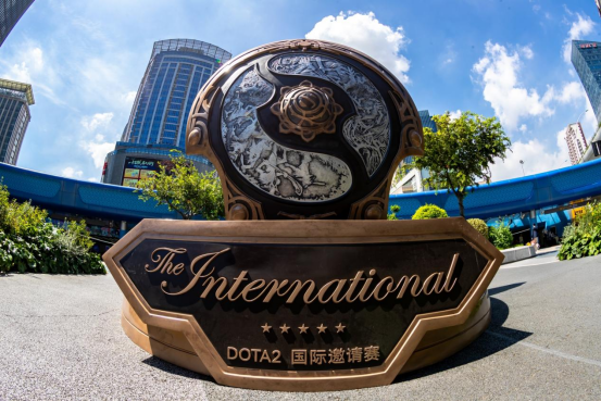 DOTA2在线再创十年新高,国服福利活动同步进行中